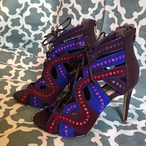 7.5 Gianni Bini heels